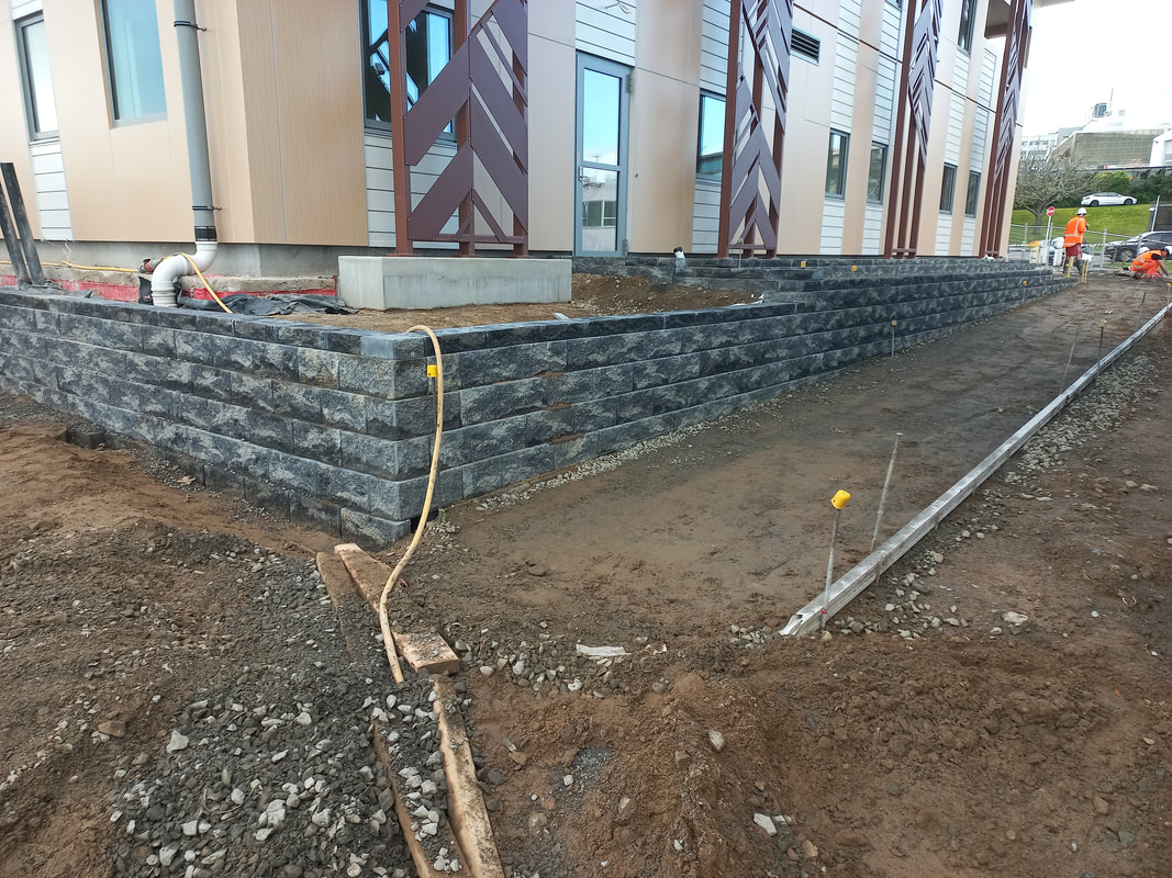 Retaining Walls — Tracktion Earthworks project
